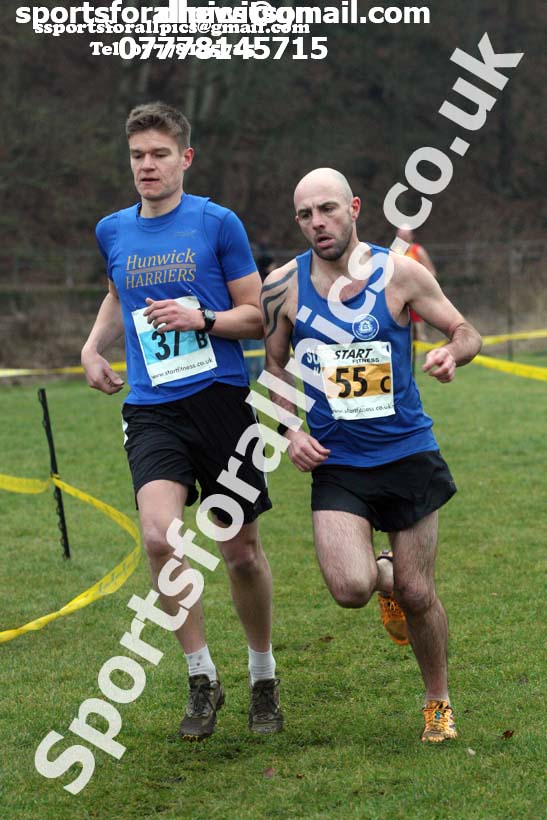 Veteran mens 2018 Durham Cathedral Cross Country Relays. Photo:  David T. Hewitson/Sports for All Pics